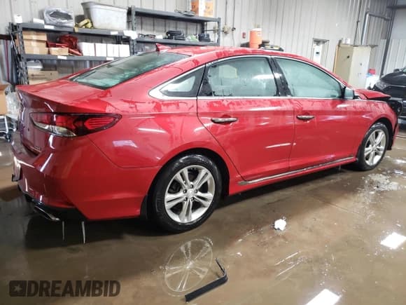✅ 2018 Hyundai Sonata Limited • VIN: 5NPE34AF4JH724687 • Lot: 39349773. Listed on Copart with 51,766 mi. Free auction sales archive from the USA and detailed vehicle history report at DreamBid. Image 3.