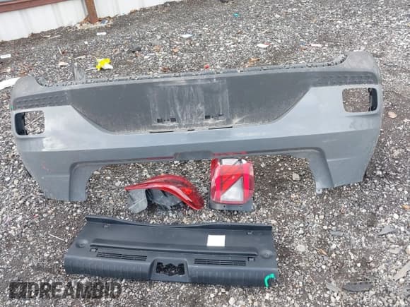 ✅ 2022 Hyundai Venue SEL • VIN: KMHRC8A35NU148758 • Lot: 41796339. Listed on IAAI with 28,785 mi. Free auction sales archive from the USA and detailed vehicle history report at DreamBid. Image 11.