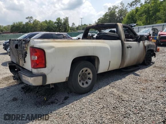 ✅ 2008 Chevrolet Silverado 1500 Work Truck • VIN: 1GCEC14058Z189782 • Lot: 64490414. Wystawiony na Copart z przebiegiem Nie podano. Bezpłatny archiwum sprzedaży aukcyjnych z USA i szczegółowy raport historii pojazdu na DreamBid. Zdjęcie 3.