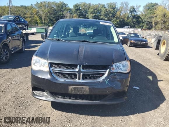 ✅ 2016 Dodge Grand Caravan SE • VIN: 2C4RDGBG3GR266188 • Lot: 85818135. Wystawiony na Copart z przebiegiem 24 535 mil. Bezpłatny archiwum sprzedaży aukcyjnych z USA i szczegółowy raport historii pojazdu na DreamBid. Zdjęcie 5.