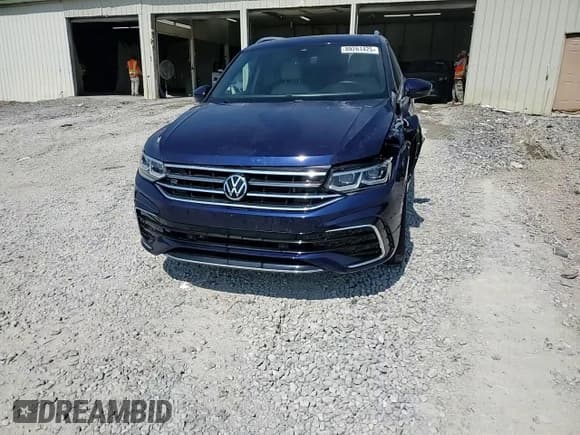 ✅ 2022 Volkswagen Tiguan SEL R-Line • VIN: 3VV4B7AX2NM099300 • Lot: 80261425. Wystawiony na Copart z przebiegiem 46 272 mil. Bezpłatny archiwum sprzedaży aukcyjnych z USA i szczegółowy raport historii pojazdu na DreamBid. Zdjęcie 14.