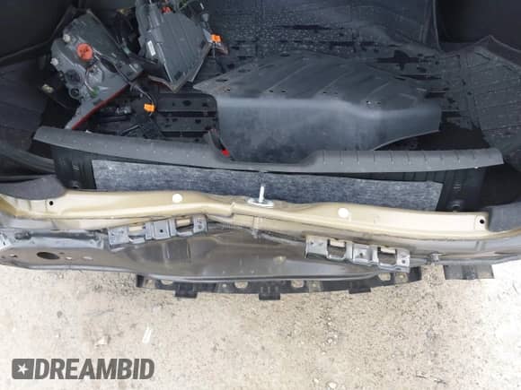 2023 Hyundai Elantra Limited с VIN KMHLN4AJ6PU076415, выставлен на аукционе IAAI как лот 43243187 с пробегом 49 547 миль миль и . История ставок и продаж доступна на DreamBid. Изображение 21.