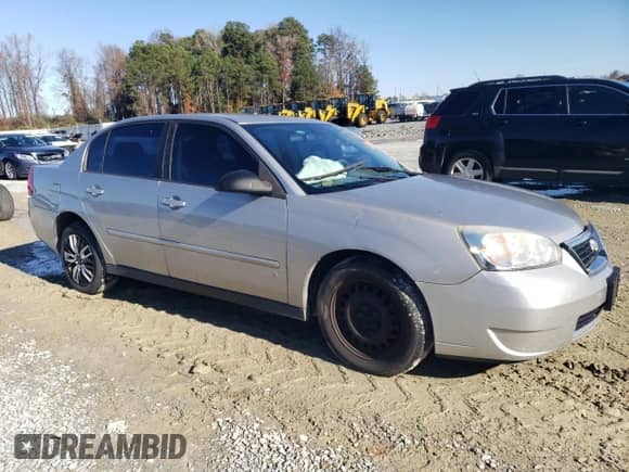 ✅ 2007 Chevrolet Malibu LS • VIN: 1G1ZS58N97F289605 • Lot: 84496374. Wystawiony na Copart z przebiegiem 246 785 mil mil. Skorzystaj z bezpłatnego archiwum sprzedaży aukcyjnych z USA i zobacz szczegółowy raport historii pojazdu na DreamBid. Zdjęcie 4.