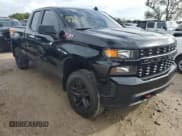 ✅ 2020 Chevrolet Silverado 1500 Custom Trail Boss • VIN: 1GCRYCEF1LZ122591 • Lot: 73725014. Wystawiony na Copart z przebiegiem 50 728 mil. Bezpłatny archiwum sprzedaży aukcyjnych z USA i szczegółowy raport historii pojazdu na DreamBid. Zdjęcie 4.