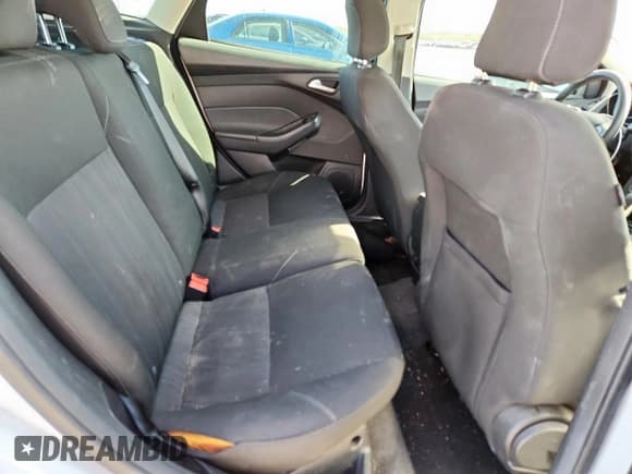 ✅ 2018 Ford Focus SEL • VIN: 1FADP3M24JL222606 • Lot: 92257405. Wystawiony na Copart z przebiegiem 89 402 mil. Bezpłatny archiwum sprzedaży aukcyjnych z USA i szczegółowy raport historii pojazdu na DreamBid. Zdjęcie 10.