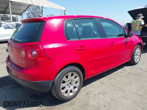 ✅ 2008 Volkswagen Rabbit S • VIN: WVWDB71K28W212346 • Lot: 43005715. Listed on IAAI with 274,038 mi. Free auction sales archive from the USA and detailed vehicle history report at DreamBid. Image 4.