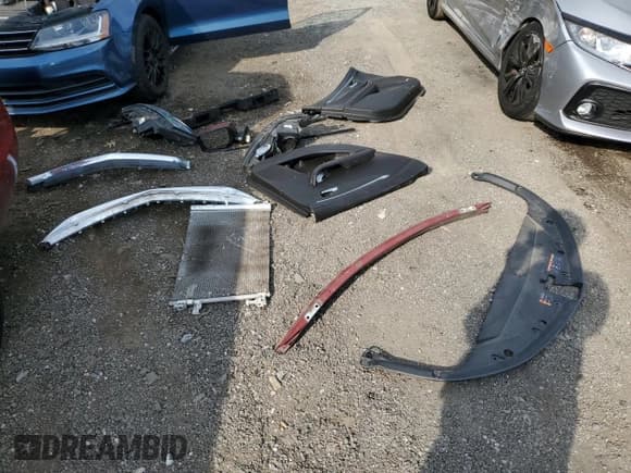 ✅ 2015 Chevrolet Impala LT • VIN: 2G1115SL2F9187030 • Лот: 71233674. Опубликован ранее на Copart с пробегом 120 197 миль. Бесплатный доступ к архиву аукционных продаж из США и подробный отчёт об истории автомобиля на DreamBid. Изображение 12.