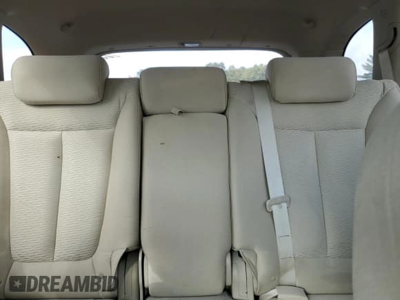 ✅ 2007 Hyundai Santa Fe GLS • VIN: 5NMSG73D17H032977 • Lot: 74603004. Listed on Copart with 180,052 mi. Free auction sales archive from the USA and detailed vehicle history report at DreamBid. Image 10.