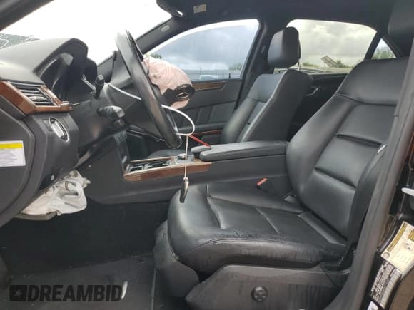 ✅ 2013 Mercedes-Benz E 350 Luxury • VIN: WDDHF2EB8DA712141 • Lot: 56000105. Listed on Copart with Not provided. Free auction sales archive from the USA and detailed vehicle history report at DreamBid. Image 7.