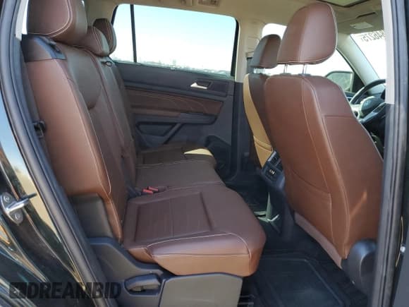 ✅ 2021 Volkswagen Atlas SE • VIN: 1V2RR2CAXMC566439 • Лот: 48846275. Опубликован ранее на Copart с пробегом 16 215 миль. Бесплатный доступ к архиву аукционных продаж из США и подробный отчёт об истории автомобиля на DreamBid. Изображение 11.