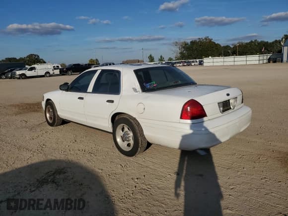 ✅ 2008 Ford Police Interceptor • VIN: 2FAHP71V18X130891 • Lot: 91605205. Listed on Copart with 192,080 mi. Free auction sales archive from the USA and detailed vehicle history report at DreamBid. Image 2.