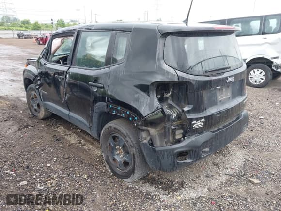 ✅ 2017 Jeep Renegade Sport • VIN: ZACCJBAB9HPF85169 • Лот: 42436578. Опубликован ранее на IAAI с пробегом Не указан. Бесплатный доступ к архиву аукционных продаж из США и подробный отчёт об истории автомобиля на DreamBid. Изображение 3.