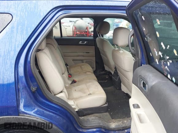 ✅ 2015 Ford Explorer • VIN: 1FM5K8B83FGA02211 • Lot: 43103114. Listed on IAAI with 159,153 mi. Free auction sales archive from the USA and detailed vehicle history report at DreamBid. Image 8.