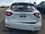 ✅ 2017 Maserati Levante S • VIN: ZN661YUS6HX234128 • Lot: 81332995. Listed on Copart with 48,354 mi. Free auction sales archive from the USA and detailed vehicle history report at DreamBid. Image 6.