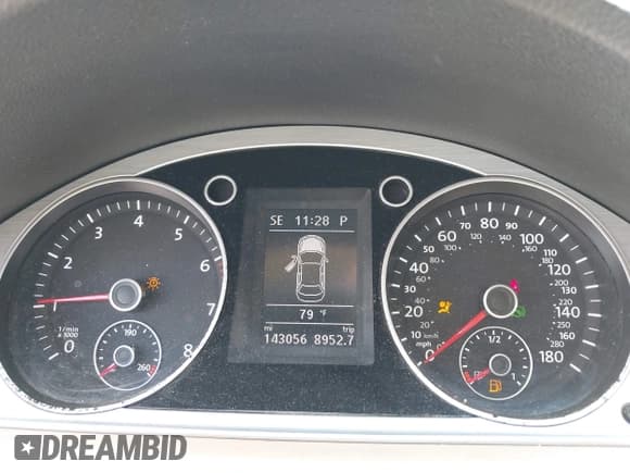 ✅ 2015 Volkswagen CC Sport • VIN: WVWBP7AN2FE828585 • Лот: 42410791. Опубликован ранее на IAAI с пробегом 143 056 миль. Бесплатный доступ к архиву аукционных продаж из США и подробный отчёт об истории автомобиля на DreamBid. Изображение 15.