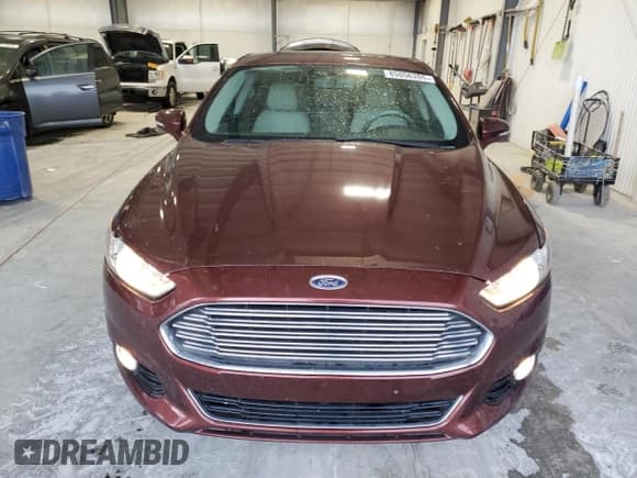 ✅ 2016 Ford Fusion Titanium • VIN: 3FA6P0SU7GR173360 • Lot: 85056205. Listed on Copart with 85,551 mi. Free auction sales archive from the USA and detailed vehicle history report at DreamBid. Image 5.