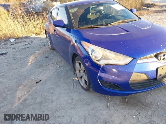 ✅ 2014 Hyundai Veloster • VIN: KMHTC6AD7EU199939 • Lot: 41289277. Wystawiony na IAAI z przebiegiem 192 798 mil. Bezpłatny archiwum sprzedaży aukcyjnych z USA i szczegółowy raport historii pojazdu na DreamBid. Zdjęcie 13.