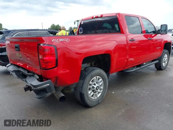 ✅ 2015 Chevrolet Silverado 2500HD LT • VIN: 1GC1KVE81FF124195 • Lot: 42883281. Listed on IAAI with 331,547 mi. Free auction sales archive from the USA and detailed vehicle history report at DreamBid. Image 4.