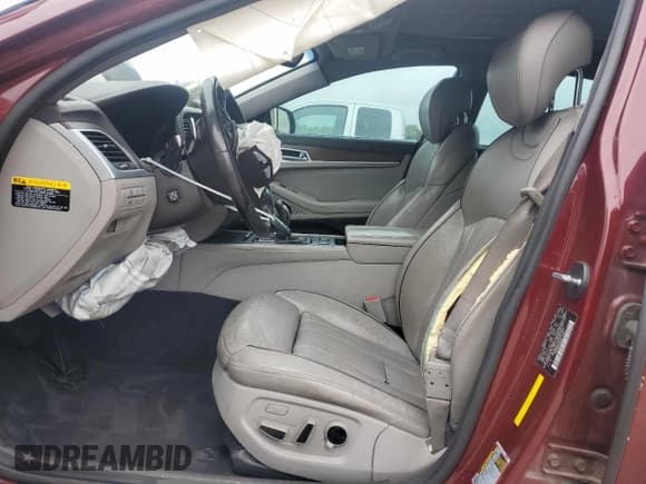 ✅ 2015 Hyundai Genesis 5.0L • VIN: KMHGN4JF6FU067452 • Лот: 83856535. Опубликован ранее на Copart с пробегом 116 377 миль. Бесплатный доступ к архиву аукционных продаж из США и подробный отчёт об истории автомобиля на DreamBid. Изображение 7.