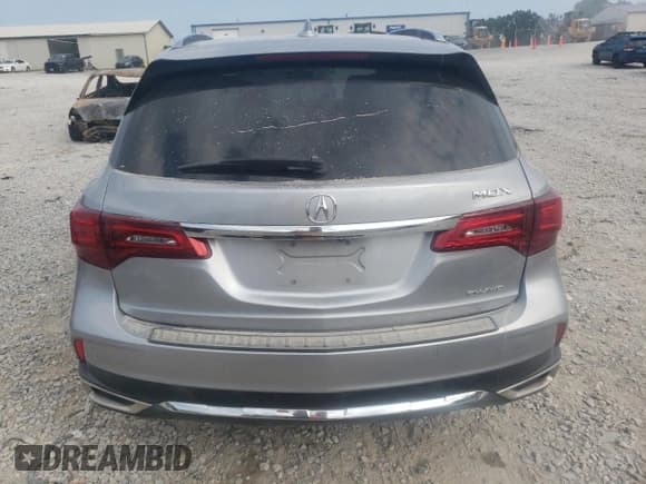 ✅ 2018 Acura MDX Advance • VIN: 5J8YD4H8XJL024025 • Лот: 60965335. Опубликован ранее на Copart с пробегом 124 839 миль. Бесплатный доступ к архиву аукционных продаж из США и подробный отчёт об истории автомобиля на DreamBid. Изображение 6.