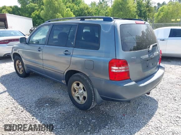 2001 Toyota Highlander с VIN JTEGD21A110013701, выставлен на аукционе IAAI как лот 42605538 с пробегом 233 014 миль миль и . История ставок и продаж доступна на DreamBid. Изображение 3.