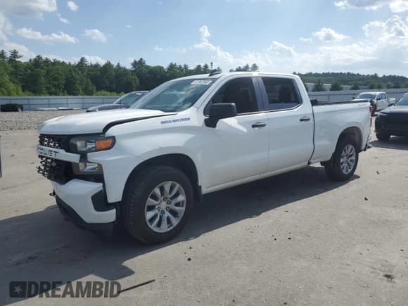 ✅ 2022 Chevrolet Silverado 1500 Custom • VIN: 3GCPYBEK0NG162615 • Lot: 61962565. Wystawiony na Copart z przebiegiem 102 319 mil. Bezpłatny archiwum sprzedaży aukcyjnych z USA i szczegółowy raport historii pojazdu na DreamBid. Zdjęcie 1.