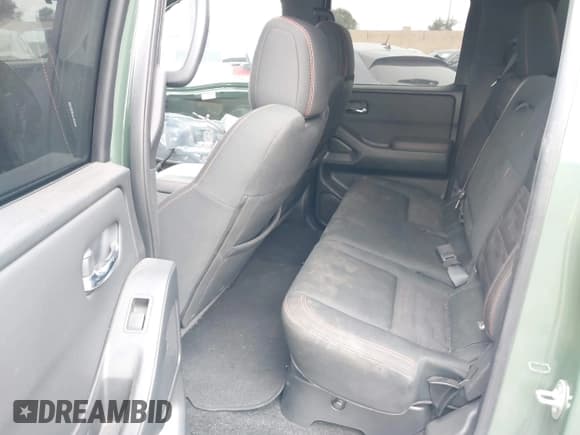 ✅ 2022 Nissan Frontier SV • VIN: 1N6ED1EJ9NN644248 • Lot: 41731769. Wystawiony na IAAI z przebiegiem 63 727 mil. Bezpłatny archiwum sprzedaży aukcyjnych z USA i szczegółowy raport historii pojazdu na DreamBid. Zdjęcie 8.