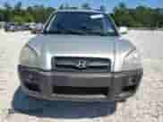 2007 Hyundai Tucson SE z VIN KM8JN12D27U490838, wystawiony jako Copart lot #69892884 z przebiegiem 163 086 mil mil oraz Czysty tytuł • Clean title. Historia ofert i sprzedaży dostępna na DreamBid. Obrazek 5.