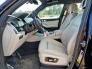 ✅ 2022 BMW X5 xDrive40i • VIN: 5UXCR6C03N9J21530 • Lot: 89696575. Listed on Copart with 87,822 mi. Free auction sales archive from the USA and detailed vehicle history report at DreamBid. Image 7.