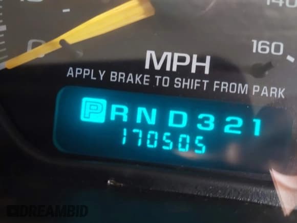 ✅ 2001 Chevrolet Silverado 2500HD LT3 • VIN: 1GCHK23G11F201003 • Лот: 42704499. Опубликован ранее на IAAI с пробегом 171 302 миль. Бесплатный доступ к архиву аукционных продаж из США и подробный отчёт об истории автомобиля на DreamBid. Изображение 12.