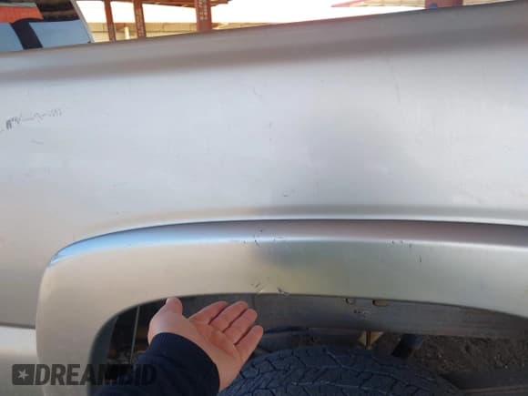 ✅ 2003 Chevrolet Silverado 2500HD LS • VIN: 1GCHC29U13E353706 • Lot: 42398034. Wystawiony na IAAI z przebiegiem 205 065 mil. Bezpłatny archiwum sprzedaży aukcyjnych z USA i szczegółowy raport historii pojazdu na DreamBid. Zdjęcie 6.