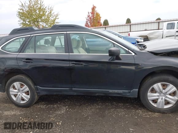 ✅ 2015 Subaru Outback 2.5i • VIN: 4S4BSBAC0F3245455 • Lot: 43610057. Listed on IAAI with 137,804 mi. Free auction sales archive from the USA and detailed vehicle history report at DreamBid. Image 14.
