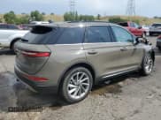 ✅ 2025 Lincoln Corsair Premiere • VIN: 5LMCJ1DA1SUL02890 • Lot: 67114535. Wystawiony na Copart z przebiegiem 1 543 mil. Bezpłatny archiwum sprzedaży aukcyjnych z USA i szczegółowy raport historii pojazdu na DreamBid. Zdjęcie 3.