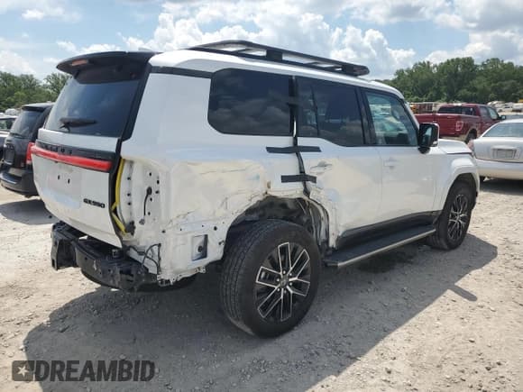 ✅ 2025 Lexus GX 550 Premium • VIN: JTJTBCDX4S5038091 • Lot: 62009075. Listed on Copart with 9,312 mi. Free auction sales archive from the USA and detailed vehicle history report at DreamBid. Image 3.