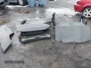 ✅ 2021 Chevrolet Corvette 3LT • VIN: 1G1YC3D48M5125564 • Lot: 41398558. Wystawiony na IAAI z przebiegiem 14 101 mil. Bezpłatny archiwum sprzedaży aukcyjnych z USA i szczegółowy raport historii pojazdu na DreamBid. Zdjęcie 12.