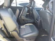 ✅ 2024 Ford Explorer Timberline • VIN: 1FMSK8JH6RGA69247 • Lot: 43416879. Wystawiony na IAAI z przebiegiem 19 432 mil. Bezpłatny archiwum sprzedaży aukcyjnych z USA i szczegółowy raport historii pojazdu na DreamBid. Zdjęcie 8.