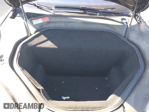 ✅ 2015 Tesla Model S 85D • VIN: 5YJSA1H21FFP76844 • Lot: 43061760. Wystawiony na IAAI z przebiegiem 141 109 mil. Bezpłatny archiwum sprzedaży aukcyjnych z USA i szczegółowy raport historii pojazdu na DreamBid. Zdjęcie 10.