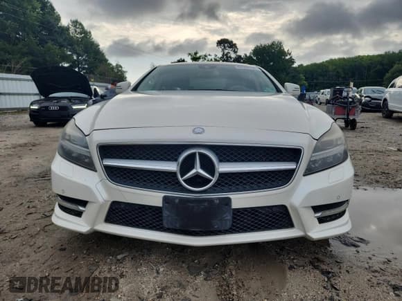 ✅ 2012 Mercedes-Benz CLS 550 • VIN: WDDLJ9BB5CA045629 • Lot: 64598765. Listed on Copart with 169,067 mi. Free auction sales archive from the USA and detailed vehicle history report at DreamBid. Image 5.