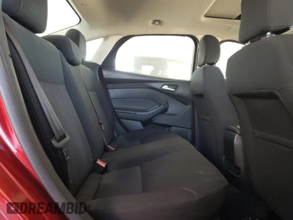 ✅ 2016 Ford Focus SE • VIN: 1FADP3F26GL394562 • Lot: 91371395. Listed on Copart with 78,543 mi. Free auction sales archive from the USA and detailed vehicle history report at DreamBid. Image 10.