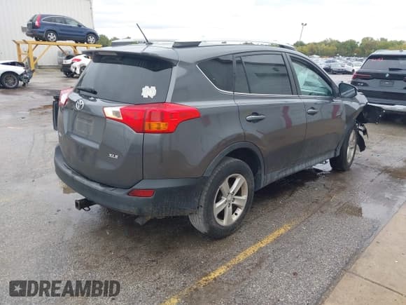 ✅ 2013 Toyota RAV4 XLE • VIN: 2T3WFREV6DW064112 • Lot: 43396681. Wystawiony na IAAI z przebiegiem 180 577 mil. Bezpłatny archiwum sprzedaży aukcyjnych z USA i szczegółowy raport historii pojazdu na DreamBid. Zdjęcie 4.