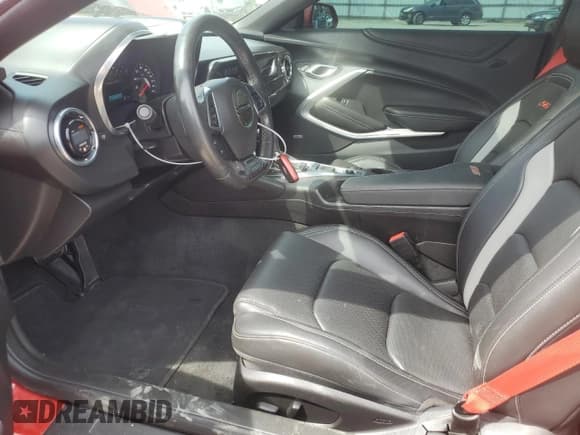 ✅ 2017 Chevrolet Camaro 1SS • VIN: 1G1FF1R71H0151562 • Лот: 54718255. Опубликован ранее на Copart с пробегом 62 752 миль. Бесплатный доступ к архиву аукционных продаж из США и подробный отчёт об истории автомобиля на DreamBid. Изображение 7.