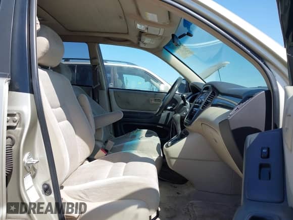 2001 Toyota Highlander с VIN JTEHF21A310036430, выставлен на аукционе IAAI как лот 42040208 с пробегом 341 256 миль миль и . История ставок и продаж доступна на DreamBid. Изображение 5.