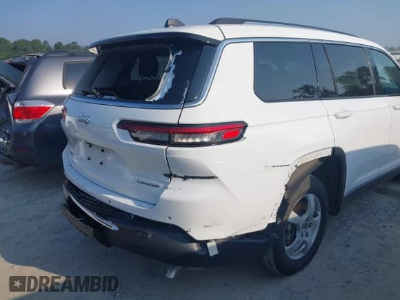 ✅ 2023 Jeep Grand Cherokee Laredo • VIN: 1C4RJKAG5P8881804 • Lot: 42574642. Listed on IAAI with 54,046 mi. Free auction sales archive from the USA and detailed vehicle history report at DreamBid. Image 6.