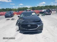 ✅ 2021 Mazda 3 S • VIN: JM1BPAAL3M1315118 • Lot: 42733507. Wystawiony na IAAI z przebiegiem Nie podano. Bezpłatny archiwum sprzedaży aukcyjnych z USA i szczegółowy raport historii pojazdu na DreamBid. Zdjęcie 12.