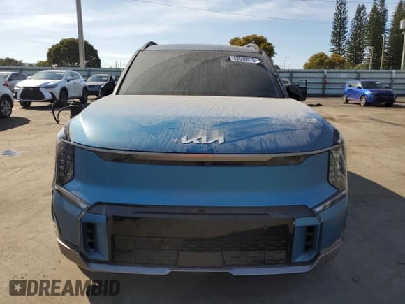 ✅ 2024 Kia EV9 GT-Line • VIN: KNDAEFS5XR6026097 • Лот: 42690075. Опубликован ранее на Copart с пробегом 9 209 миль. Бесплатный доступ к архиву аукционных продаж из США и подробный отчёт об истории автомобиля на DreamBid. Изображение 5.