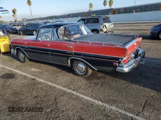 ✅ 1966 Mercedes-Benz 240 • VIN: 081891230S • Lot: 71298404. Wystawiony na Copart z przebiegiem 61 547 mil. Bezpłatny archiwum sprzedaży aukcyjnych z USA i szczegółowy raport historii pojazdu na DreamBid. Zdjęcie 2.