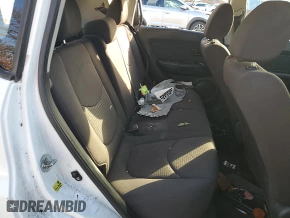 ✅ 2011 Kia Soul • VIN: KNDJT2A14B7308264 • Лот: 93506205. Опубликован ранее на Copart с пробегом 160 626 миль. Бесплатный доступ к архиву аукционных продаж из США и подробный отчёт об истории автомобиля на DreamBid. Изображение 10.