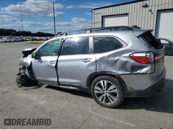 ✅ 2022 Subaru Ascent Limited • VIN: 4S4WMALD3N3443795 • Lot: 71001085. Wystawiony na Copart z przebiegiem 47 813 mil. Bezpłatny archiwum sprzedaży aukcyjnych z USA i szczegółowy raport historii pojazdu na DreamBid. Zdjęcie 2.