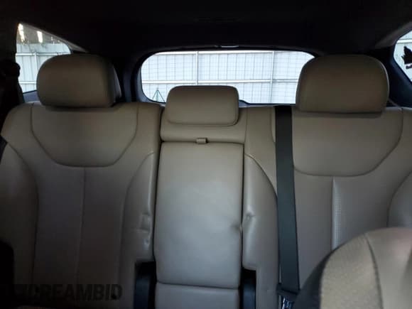 ✅ 2019 Hyundai Santa Fe Ultimate • VIN: 5NMS53AD1KH067688 • Lot: 80785893. Wystawiony na Copart z przebiegiem 87 235 mil. Bezpłatny archiwum sprzedaży aukcyjnych z USA i szczegółowy raport historii pojazdu na DreamBid. Zdjęcie 10.