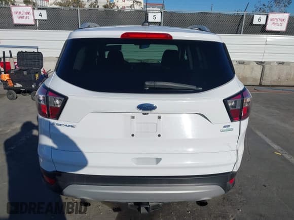✅ 2017 Ford Escape SE • VIN: 1FMCU0G94HUC53585 • Лот: 43465934. Опубликован ранее на IAAI с пробегом 144 694 миль. Бесплатный доступ к архиву аукционных продаж из США и подробный отчёт об истории автомобиля на DreamBid. Изображение 16.